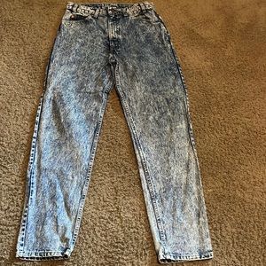 Men’s Vintage Levi’s boot cut jeans Tag Waist: 33”Length: 32” See Description